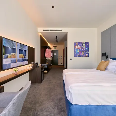 Adella Boutique Hotel - Free Secured Parking-2